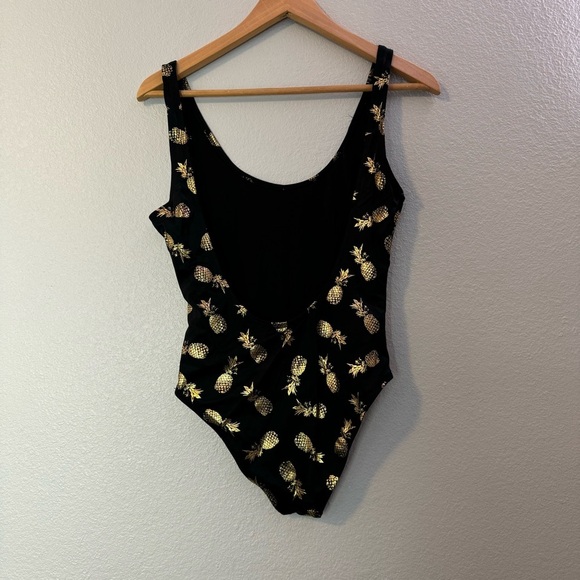 CITY STREET Black with Gold Metallic Pineapple Monogram One-piece Swimsuit - Picture 8 of 10